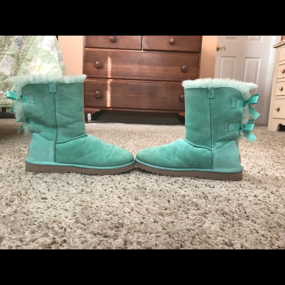 Aqua Bailey Bow Uggs - Picture 5 of 8